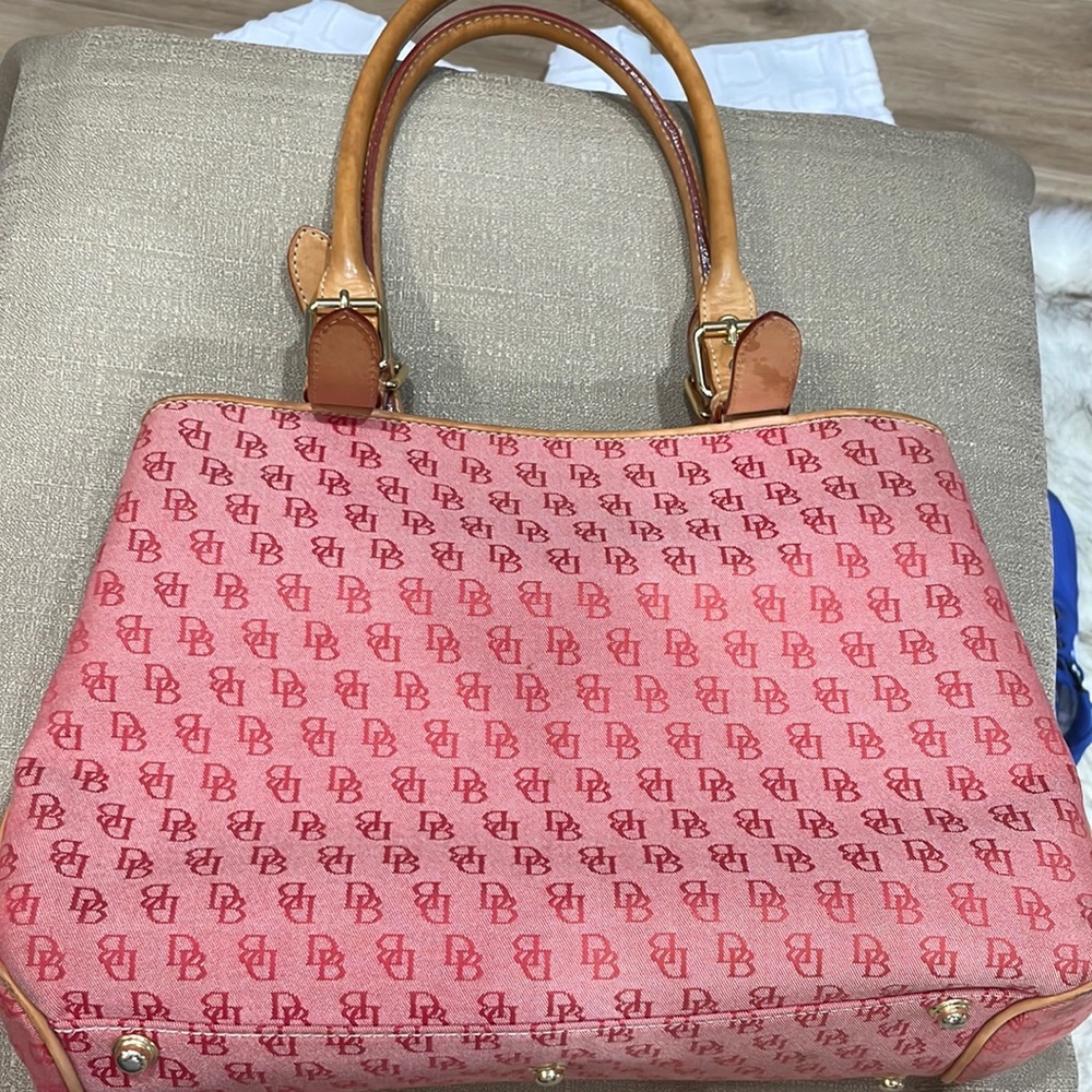 Dooney & Bourke Pink Monogram Shoulder Bag Handbag  Purse Leather Straps